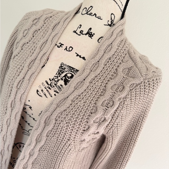 Club Monaco Chunky Cardigan Sweater Open Front Asymmetric Sz M Fisherman Oatmeal - Picture 6 of 16